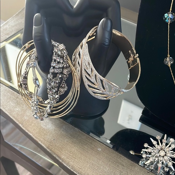 **Elegant Jewelry Bundle** - Picture 3 of 5